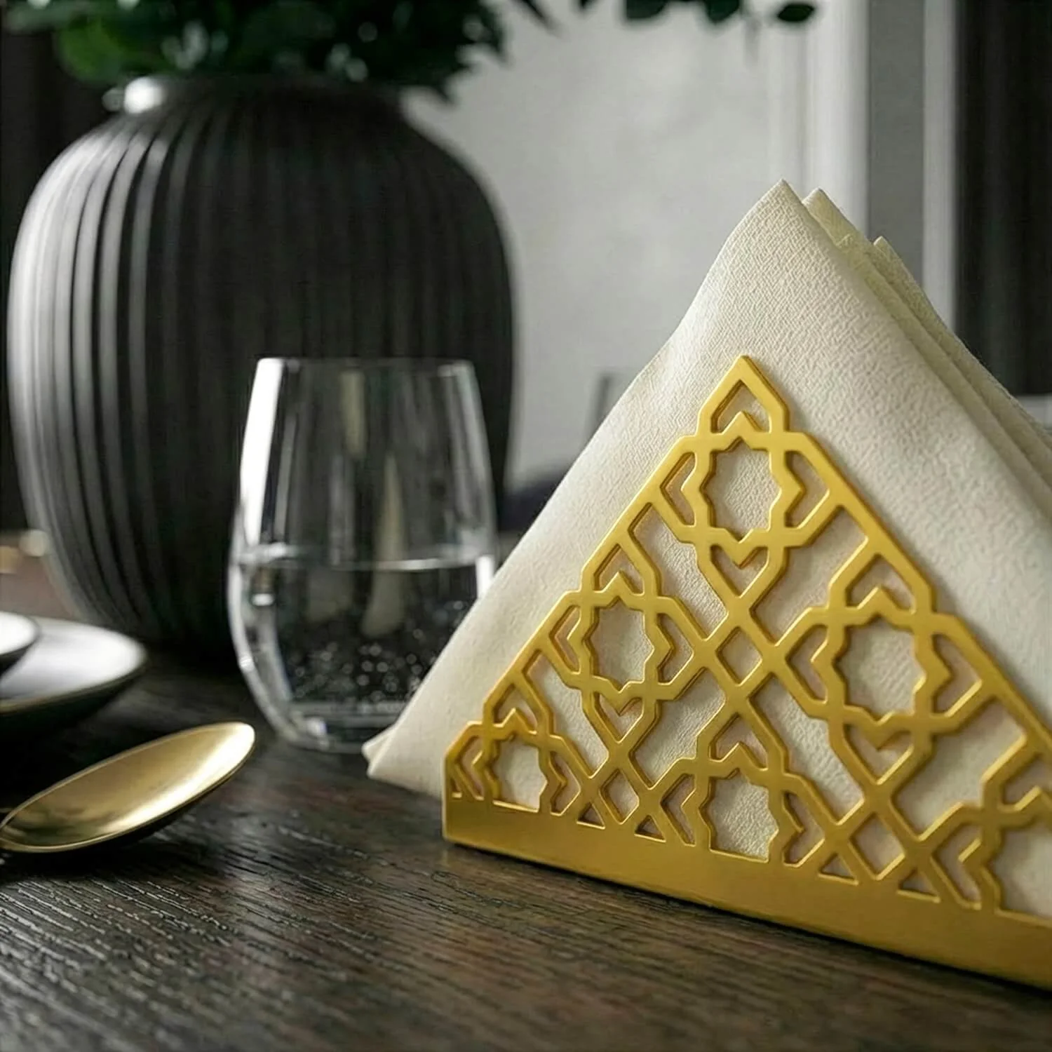 Geometric Islamic Napkin Holder – Metal Iftar Table Decor - Image 7
