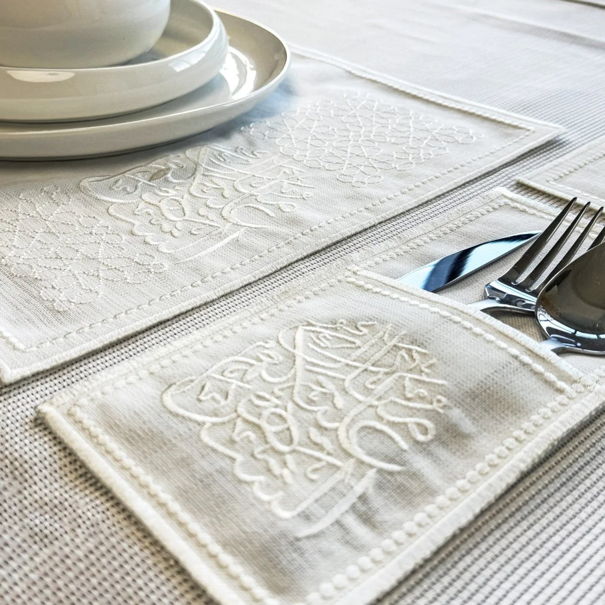 Ramadan Dining Table Cream Placemat Set - 6 Persons - 19 Pcs. - Full Set - Image 3