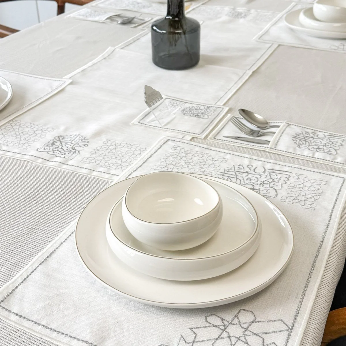 Ramadan Dining Table Silver Placemat Set - 6 Persons - 19 Pcs. - Full Set - Image 3