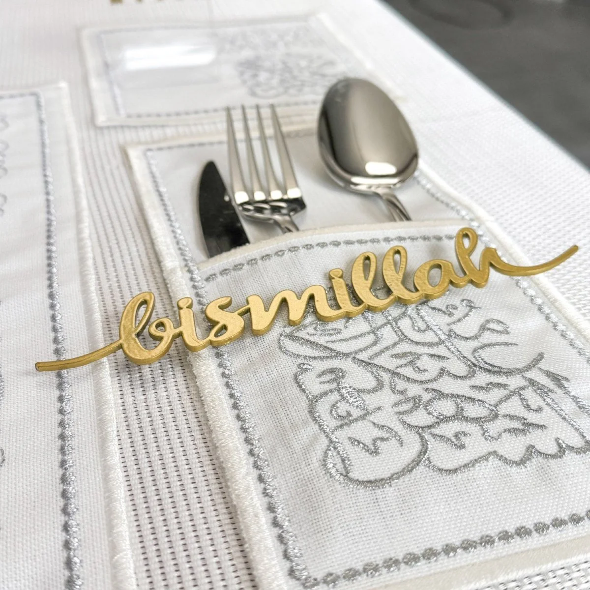 Ramadan Dining Table Silver Placemat Set - 6 Persons - 19 Pcs. - Full Set - Image 4
