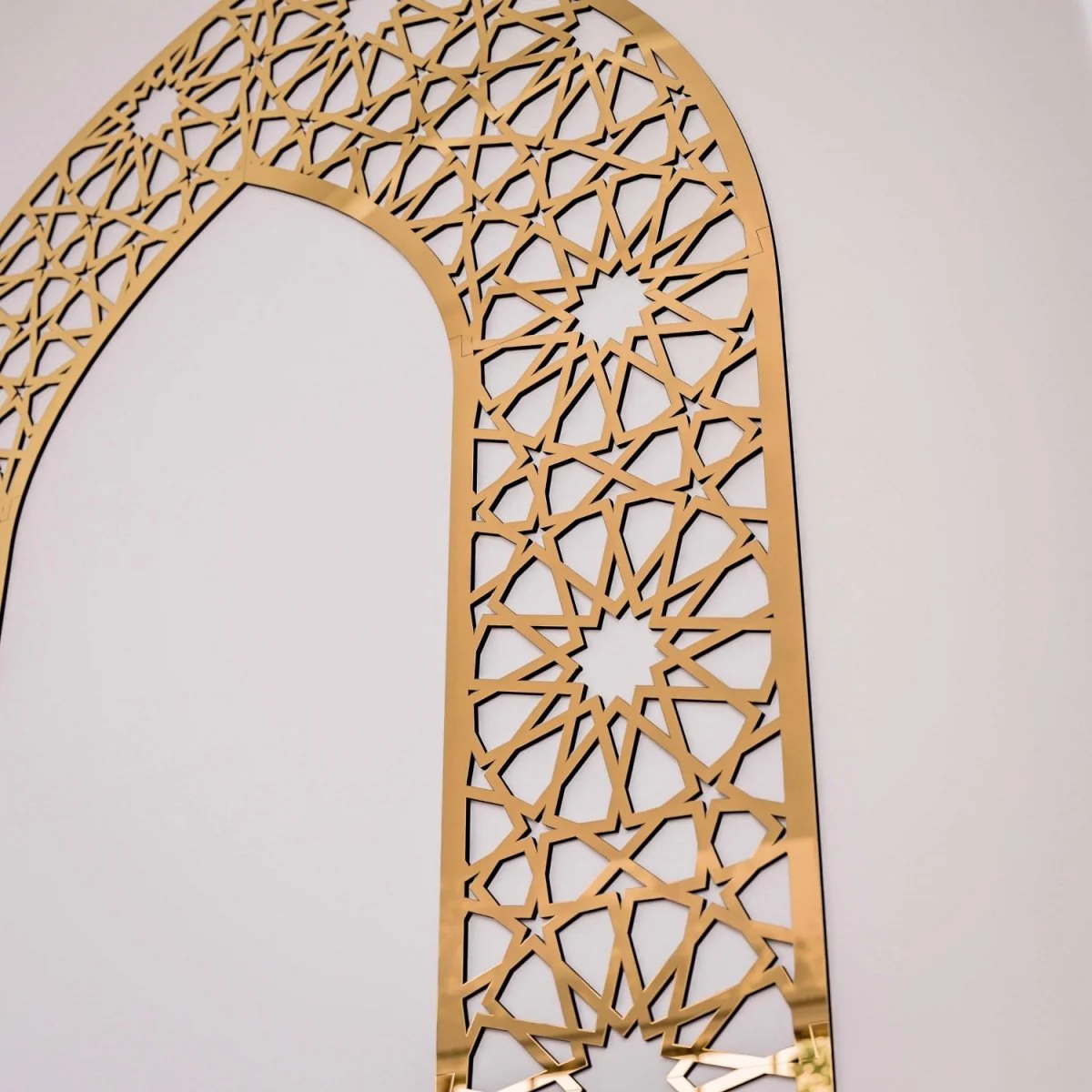 Islamic Wooden Mihrab Decor - Prayer Room Ideas | 12-Pointed Star Motif - Image 13