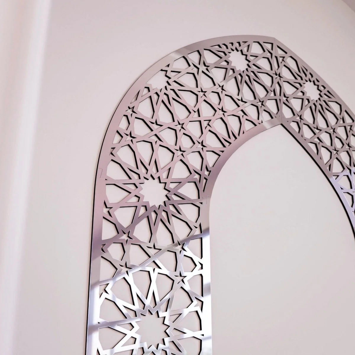 Islamic Wooden Mihrab Decor - Prayer Room Ideas | 12-Pointed Star Motif - Image 15