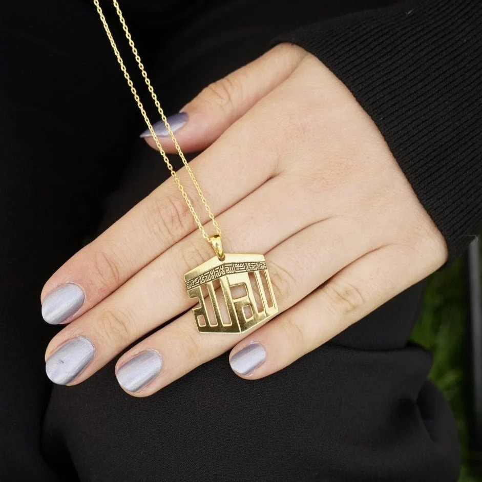 3D Kaaba Design Islamic Necklace - 18K Gold Plated Silver Pendant - Image 4