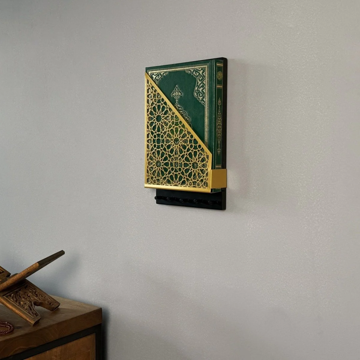 Metal Floating Quran Box and Rosary Hanger - Quran and Key Holder & Storage - Image 10