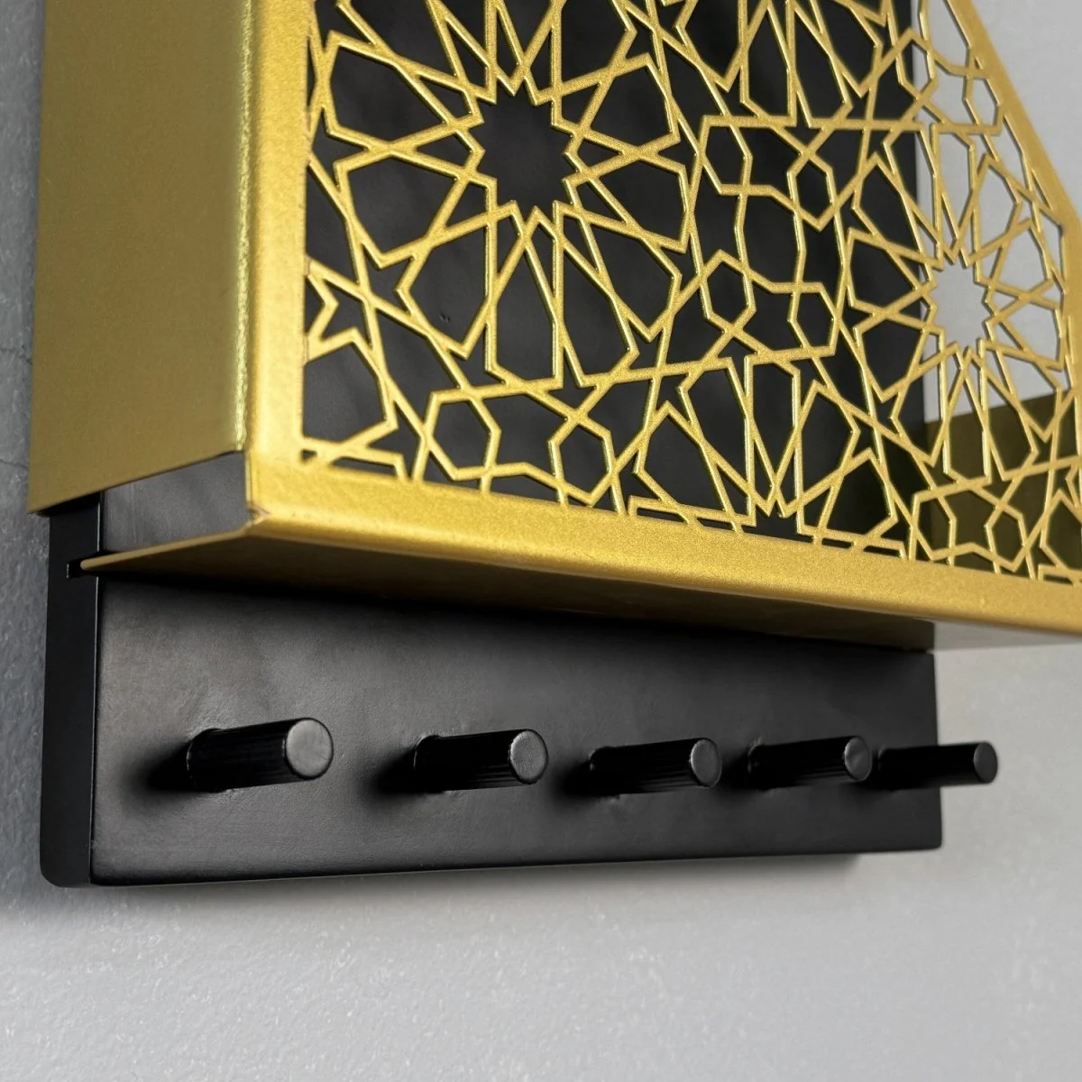 Metal Floating Quran Box and Rosary Hanger - Quran and Key Holder & Storage - Image 5