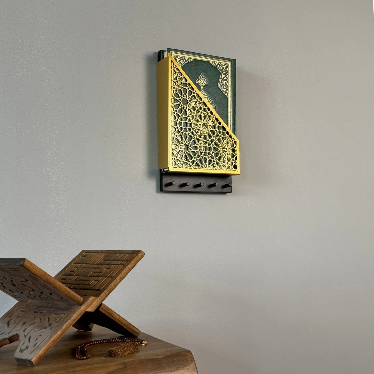 Metal Floating Quran Box and Rosary Hanger - Quran and Key Holder & Storage - Image 8