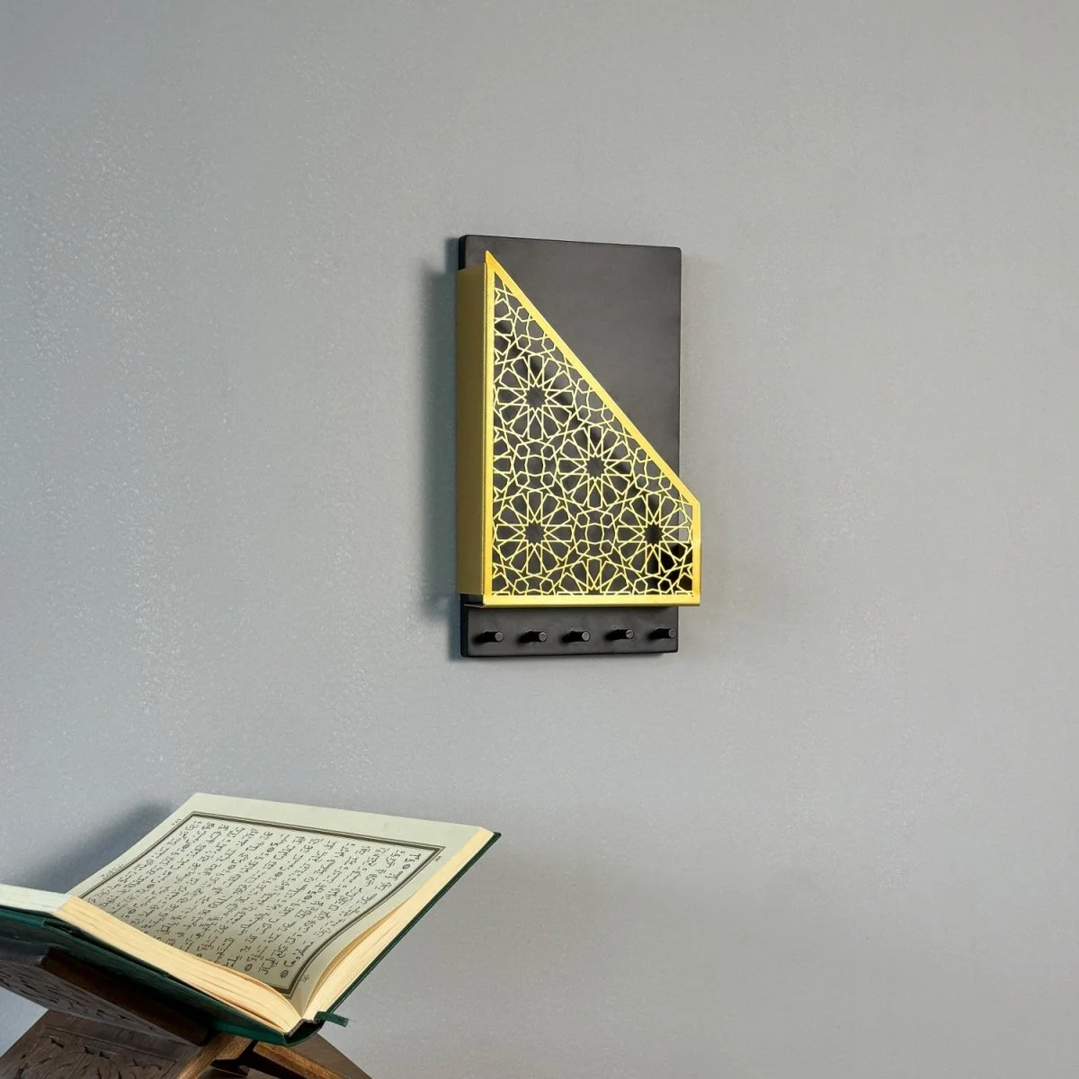 Metal Floating Quran Box and Rosary Hanger - Quran and Key Holder & Storage - Image 9