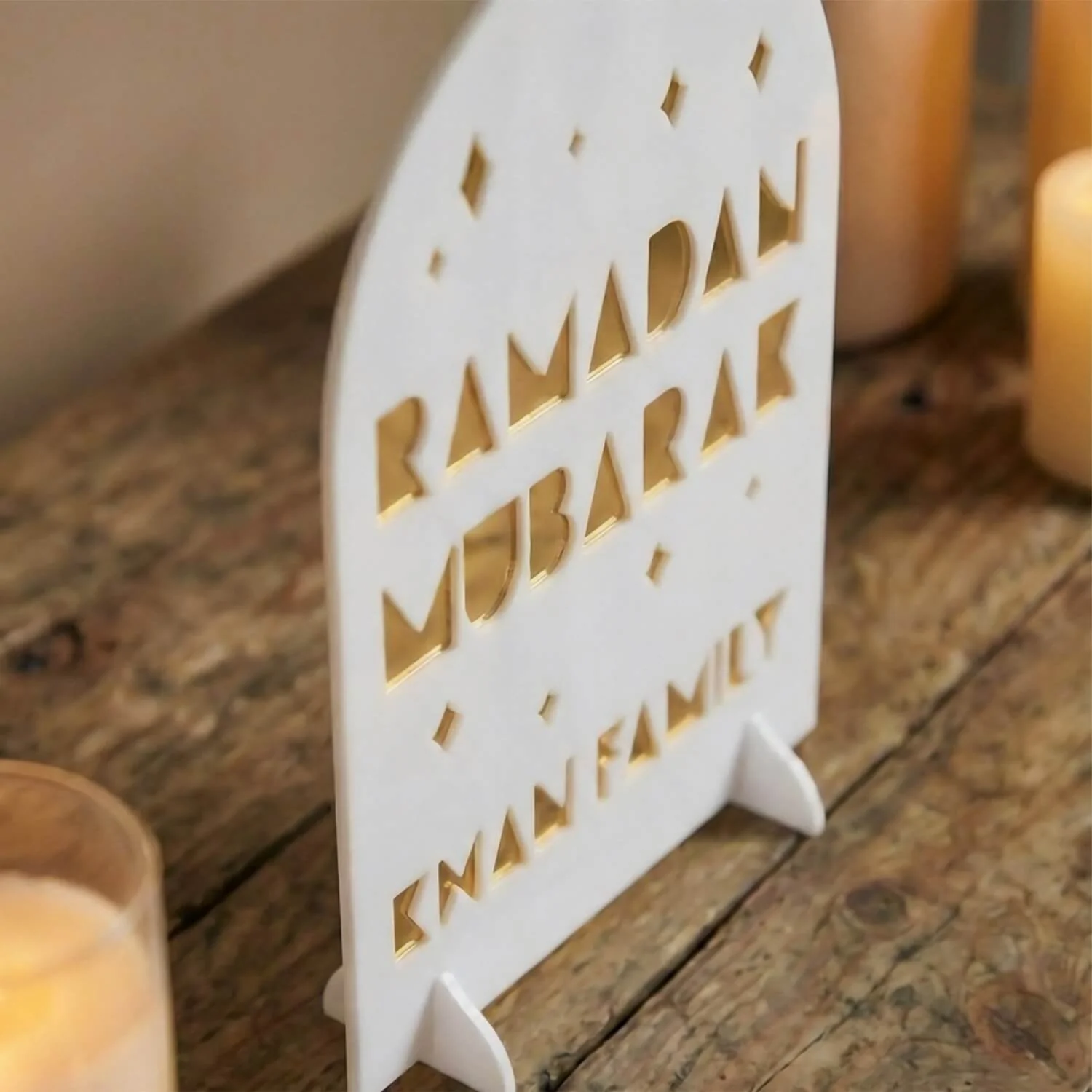 Personalized Ramadan Mubarak Stand – Cosmic Family Sign - Image 11