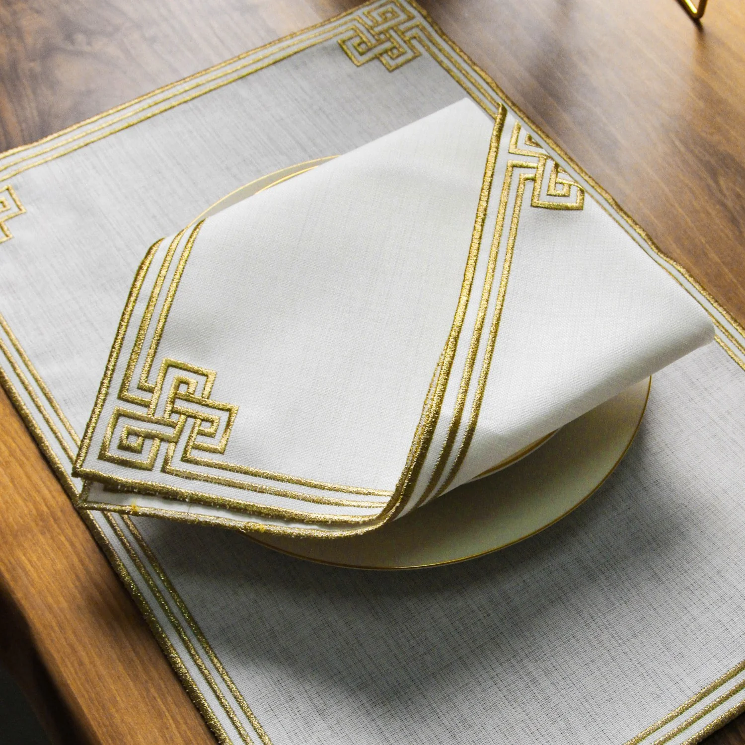 Ramadan Dining Set with Modern Geometric Meander Border for 6 Persons 24 Piece Set - Image 12
