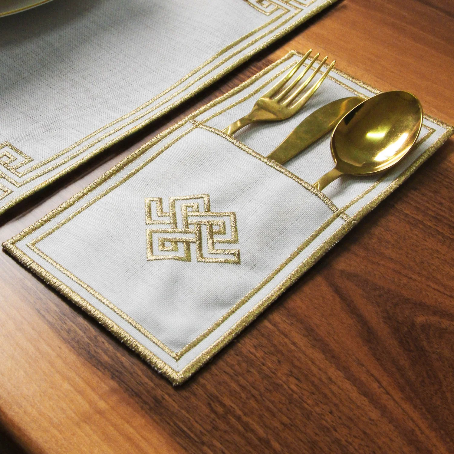 Ramadan Dining Set with Modern Geometric Meander Border for 6 Persons 24 Piece Set - Image 13