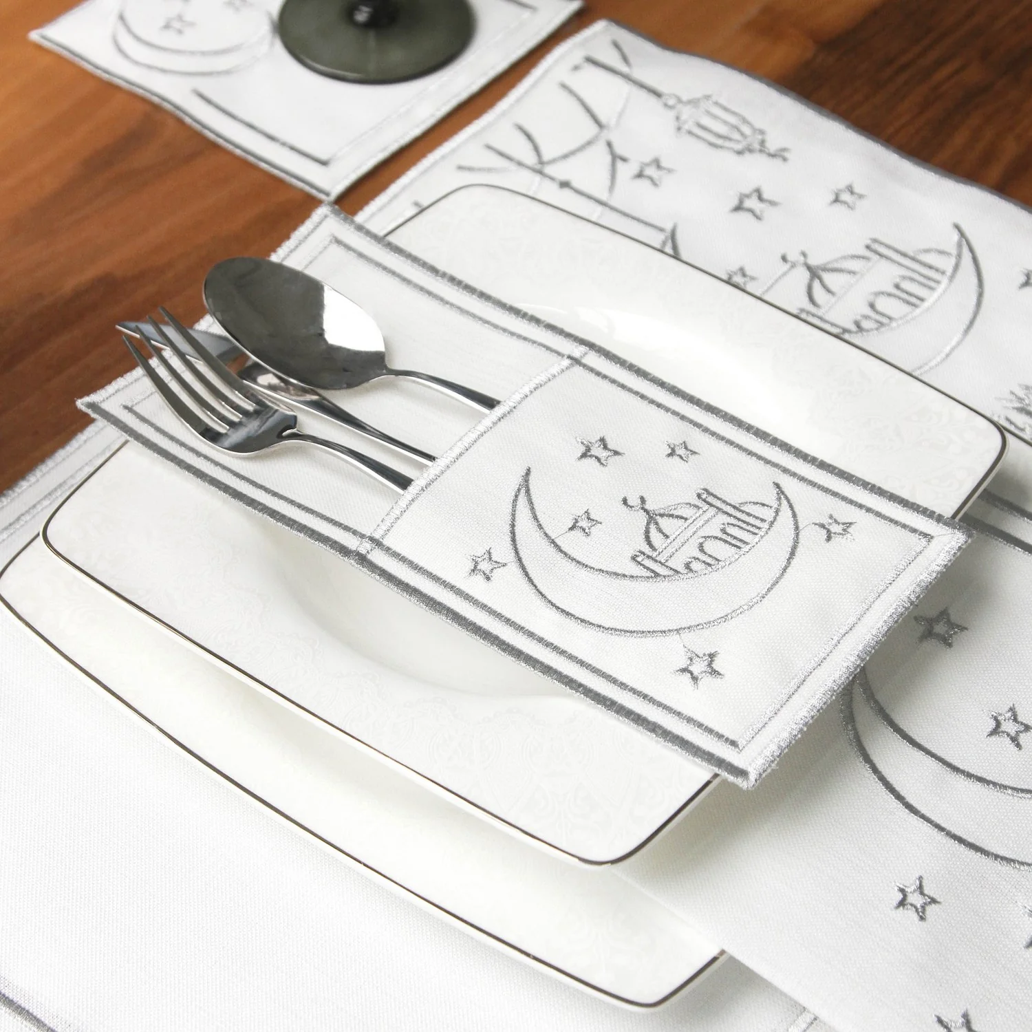 Ramadan Dining Set with Moon, Mosque & Arabic Calligraphy for 6 Persons 24 Piece Set - Image 15