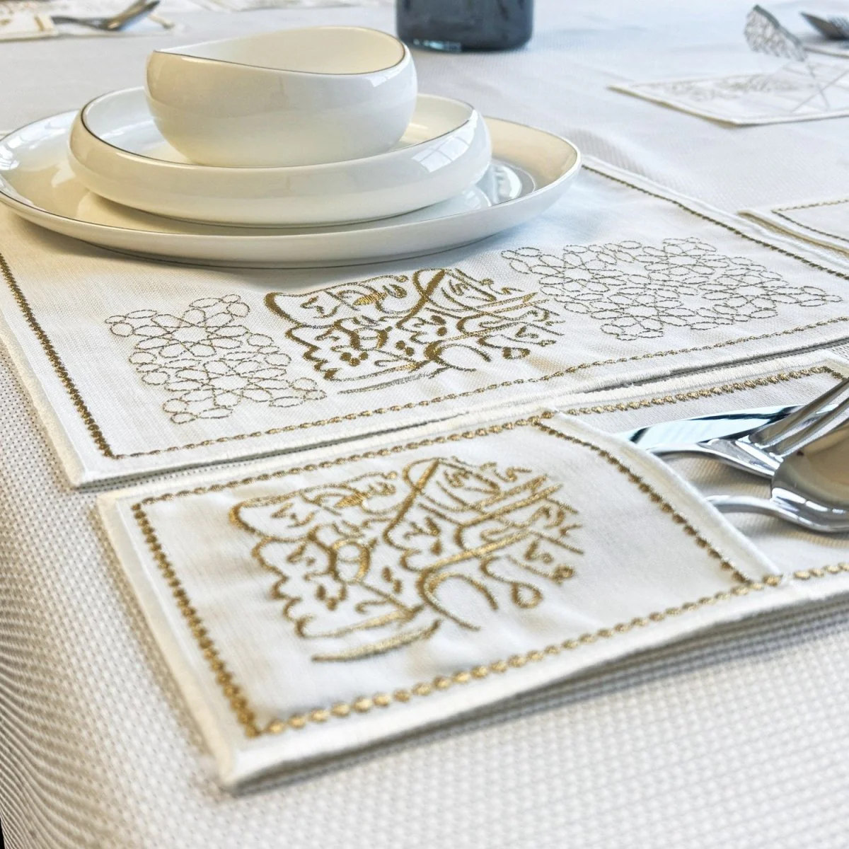 Ramadan Dining Table Golden Placemat Set - 6 Persons - 19 Pcs. - Full Set - Image 14