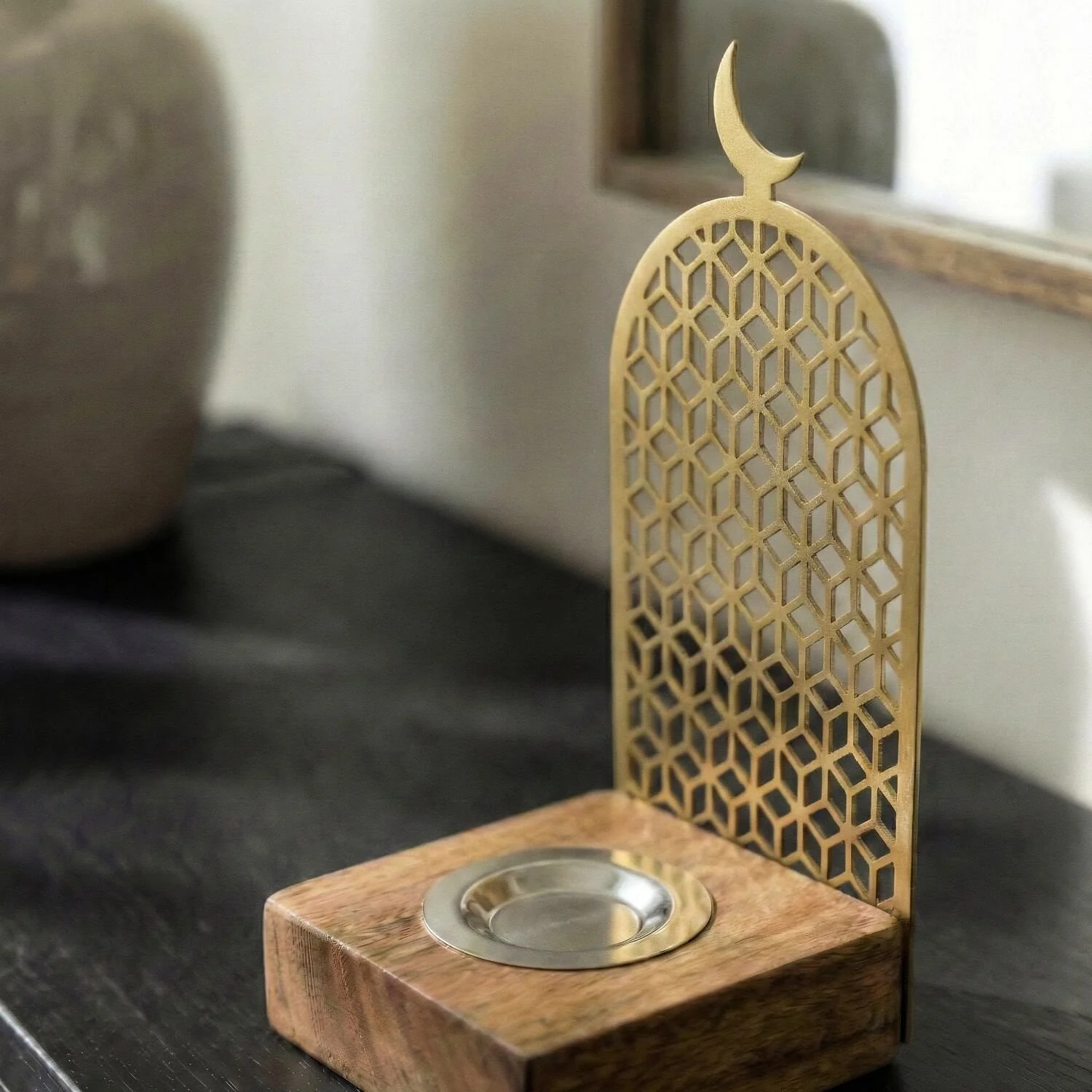 Modern Wooden Base Mabkhara – Bakhoor Incense Burner - Image 11