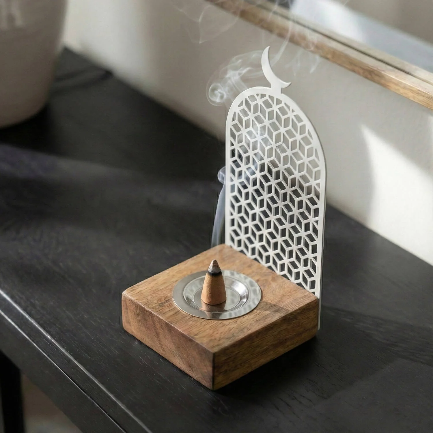Modern Wooden Base Mabkhara – Bakhoor Incense Burner - Image 16